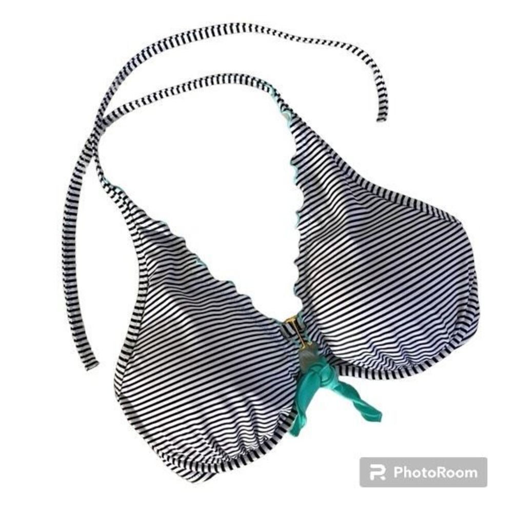 ✨Victoria’s Secret Underwire Triangle Bikini Top✨ - Picture 2 of 4